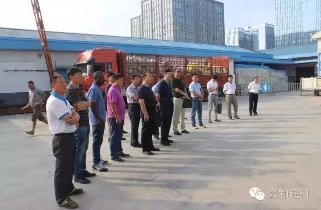 大兴|记事|湖北省住建厅、设计院领导及专家一行 莅临星河集团参观指导